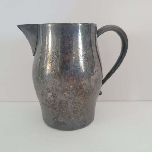 Vintage Oneida Silversmiths Silver-Plated Creamer Pitcher With Handle - Tarnishe - Picture 1 of 8